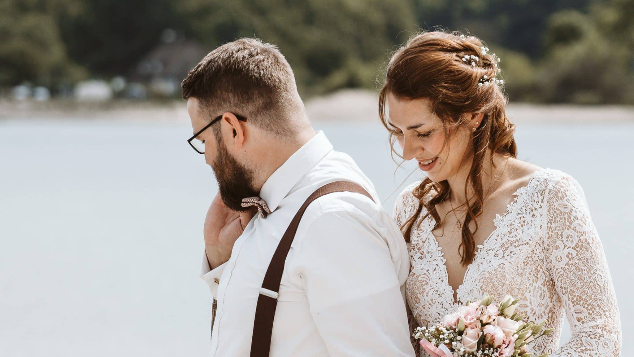 Brautpaar bei der Strandhochzeit in Eckernförde an der Ostsee – Hochzeitsfotograf Kay Pinnow